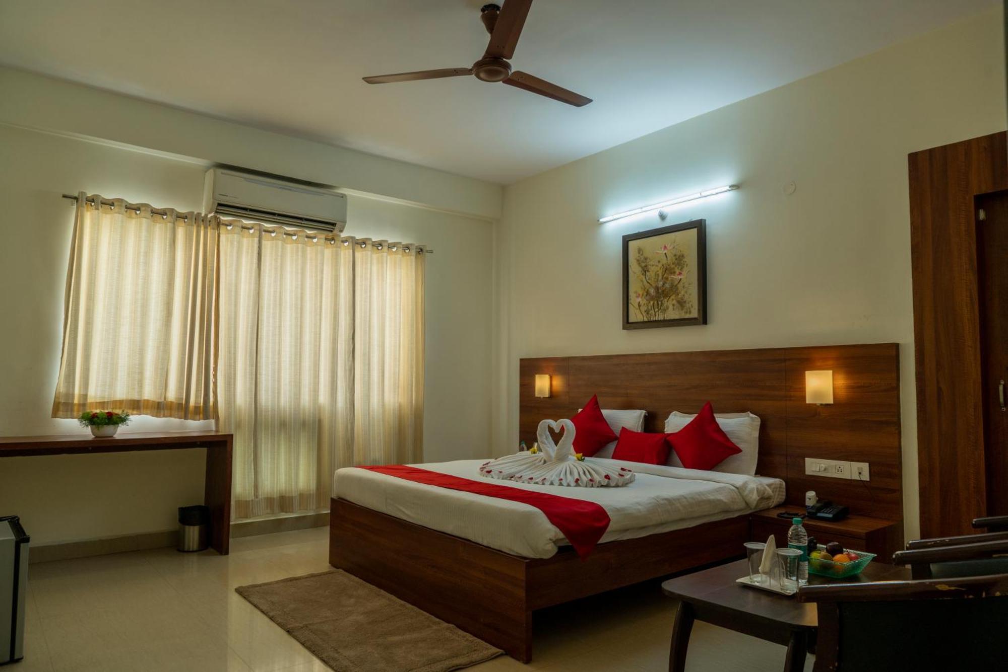 Hotel Krrish Inn - Ameerpet, Hyderabad Exterior photo