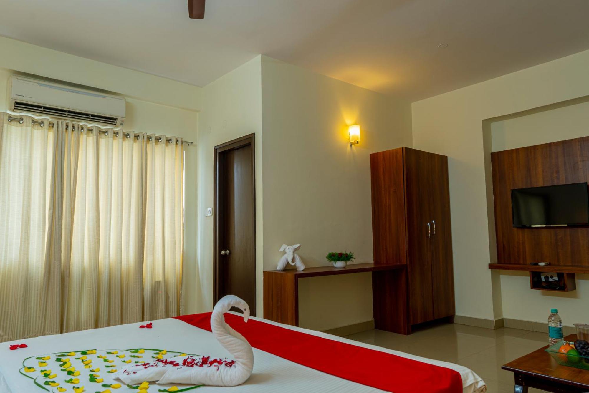 Hotel Krrish Inn - Ameerpet, Hyderabad Exterior photo