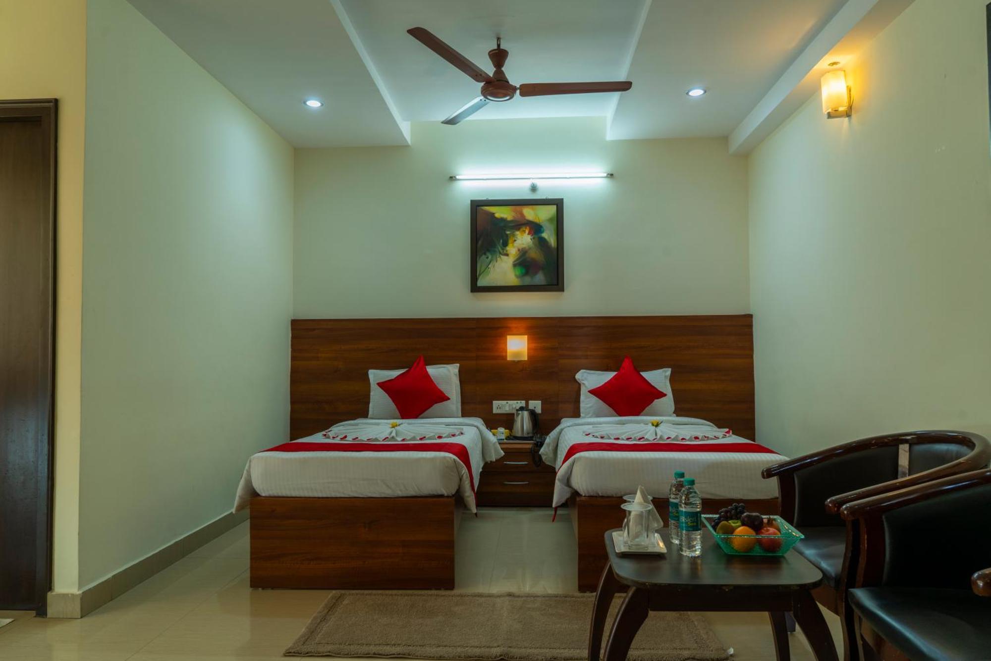 Hotel Krrish Inn - Ameerpet, Hyderabad Exterior photo