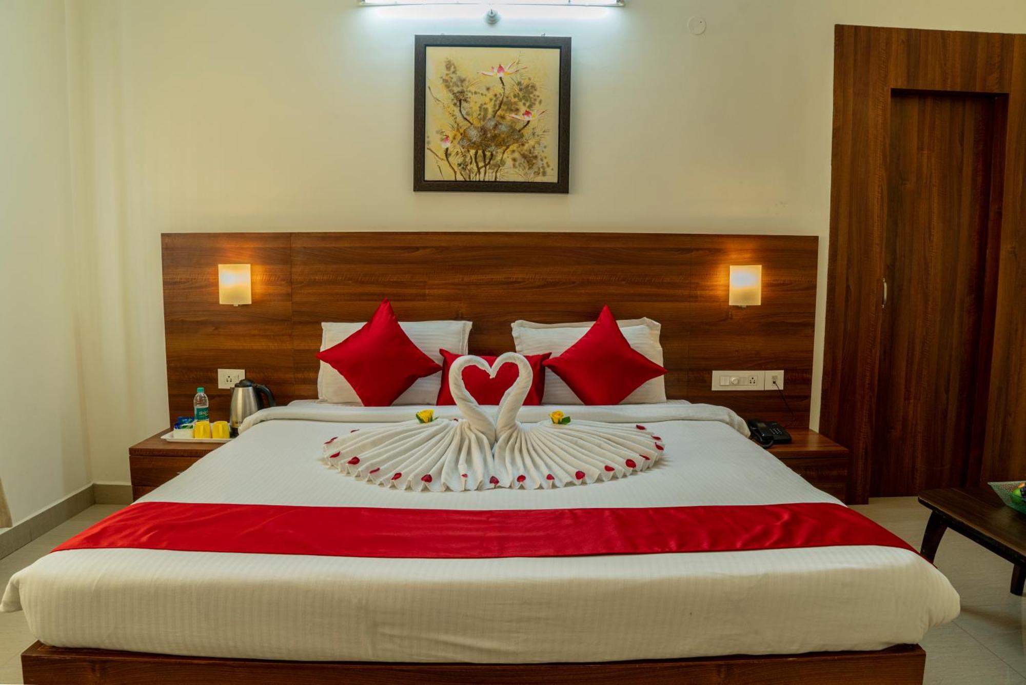 Hotel Krrish Inn - Ameerpet, Hyderabad Exterior photo